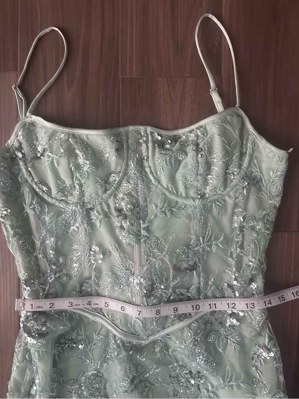 HOUSE OF CB
Naima Jade Hand
Beaded Dress Jade Size - L (reg cup a-c) - Picture 9 of 11